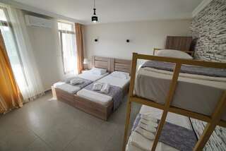 Гостевой дом Guest House Holiday Village Батуми Семейный номер с балконом-2